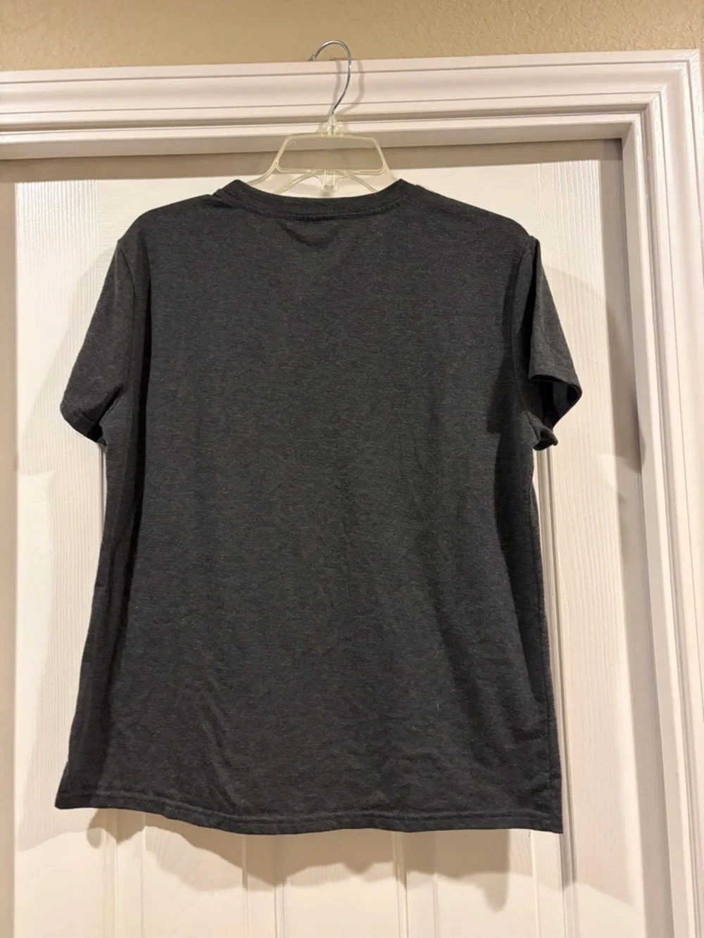 Graphic Tee "Just a Girl Who Loves Chickens" - Dark Gray size L - Picture 4 of 4